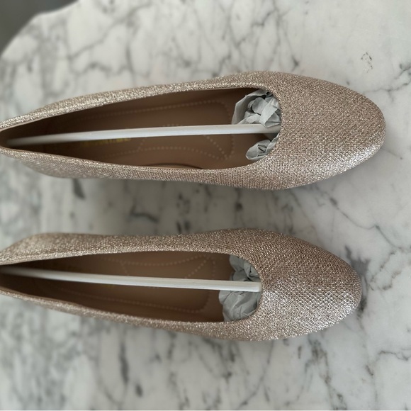 Dream Pairs Women's Glitter Heels New In Box Size 9.5 - Picture 2 of 10